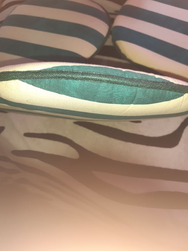 4 Cojines redondos - Teal & White REBAJADOS