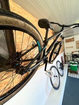 Bicicleta dirt Canyon Stitched