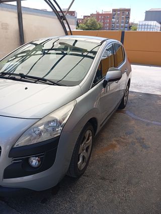 Peugeot 3008 2014