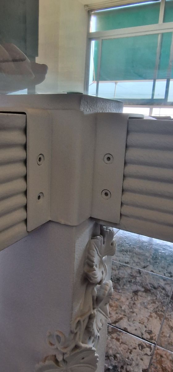 Mesa cristal de base de resina blanca - Comedor