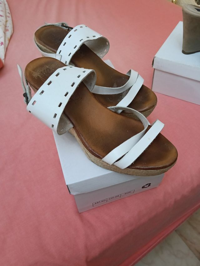 Cuñas blancas mujer