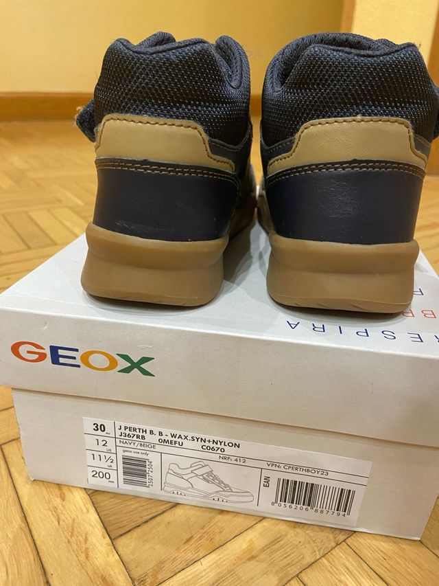 Zapatillas Geox niño talla 30