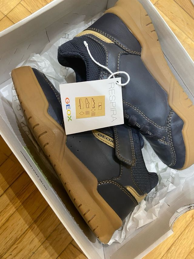 Zapatillas Geox niño talla 30