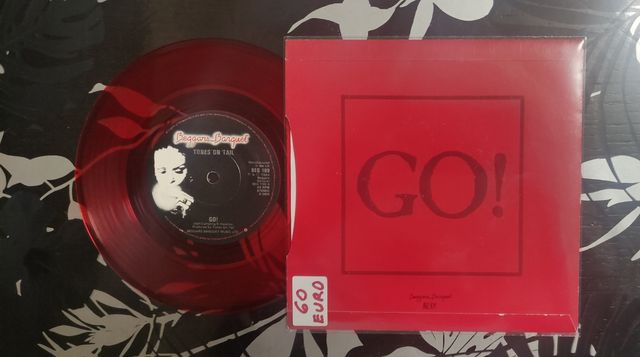 Vinili Lions - Tones On Tail