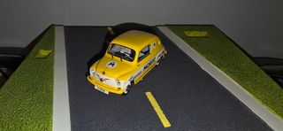 Colección coches escala 1 43 Seat 600