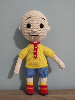 Muñeco Caillou tejido a crochet