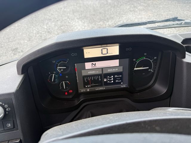 Renault T380 camion furgon