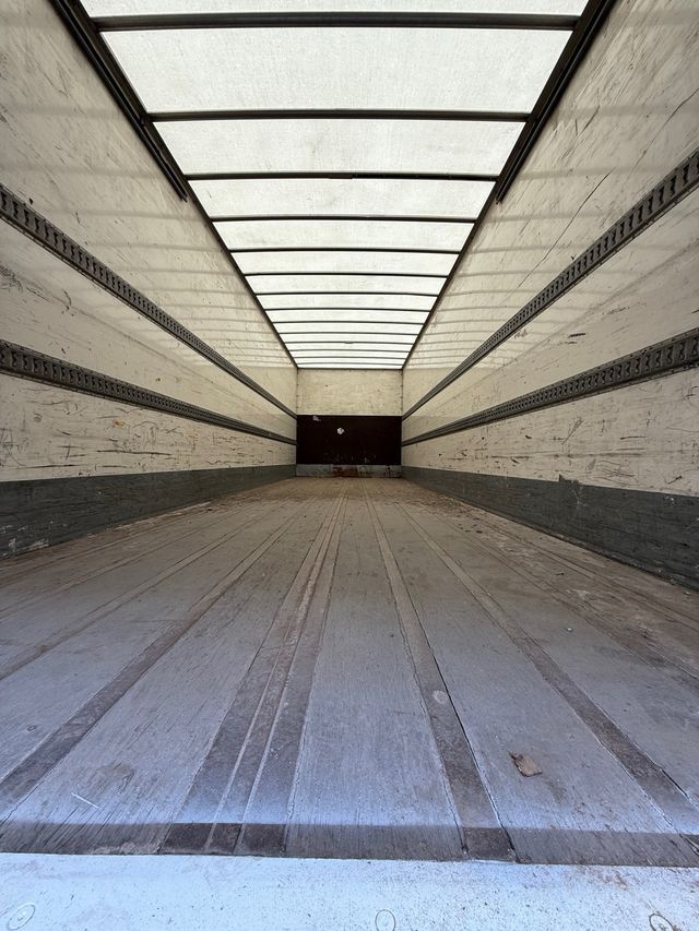 Renault T380 camion furgon