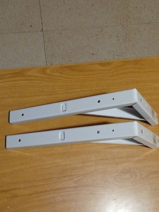 2 Soportes metal blancos - ¡Como nuevos!