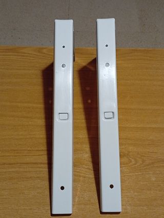 2 Soportes metal blancos - ¡Como nuevos!