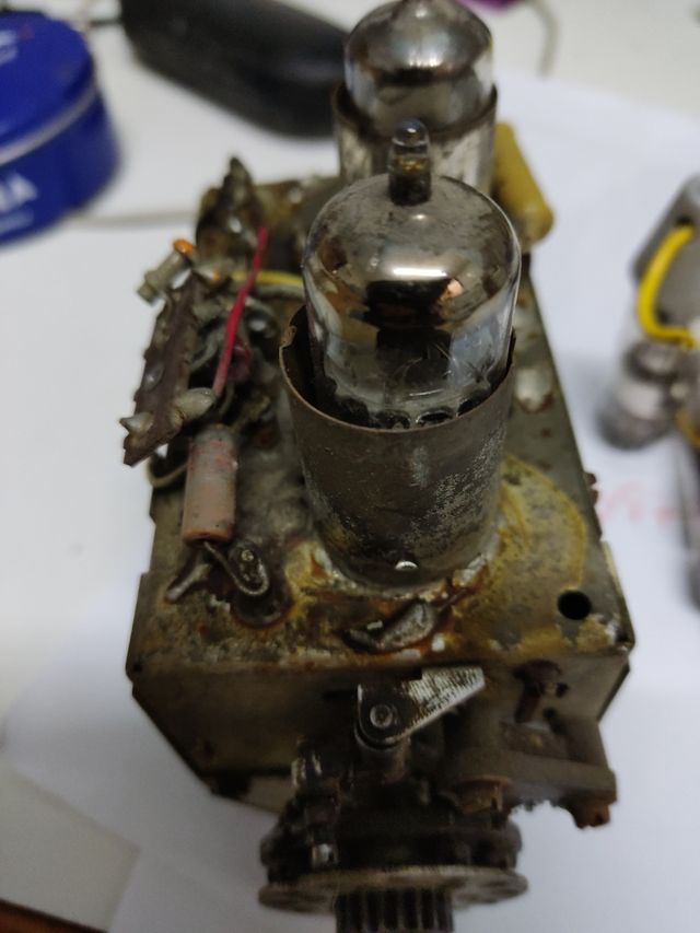 4 Válvulas Radio TV ,VHF  Selector de canales