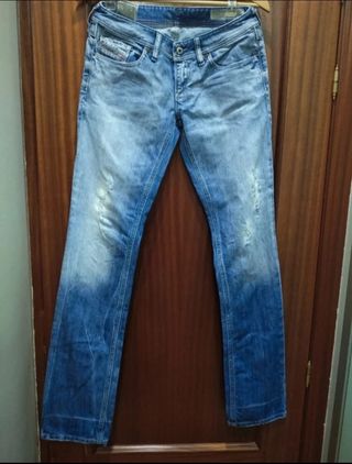 Vaqueros mujer Diesel 
