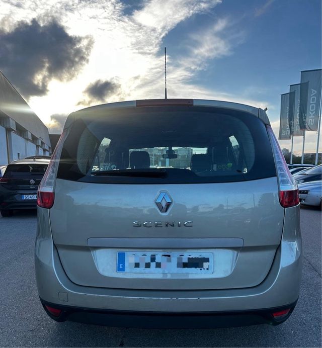 Renault Scenic 7 plazas ❗️❗️