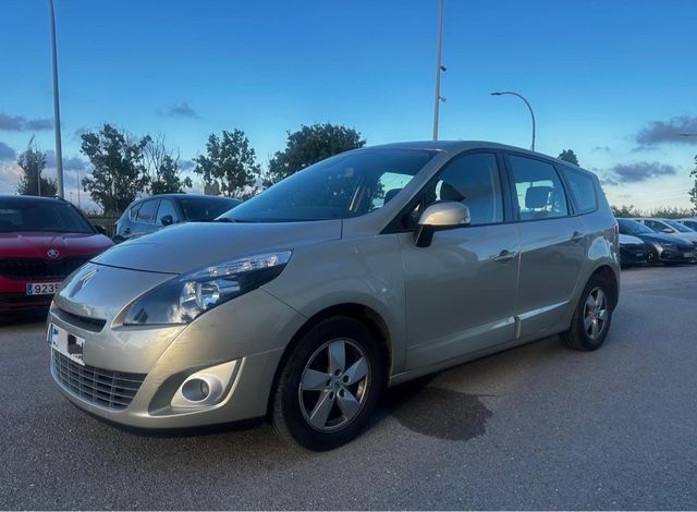 Renault Scenic 7 plazas ❗️❗️