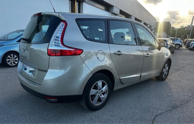 Renault Scenic 7 plazas ❗️❗️