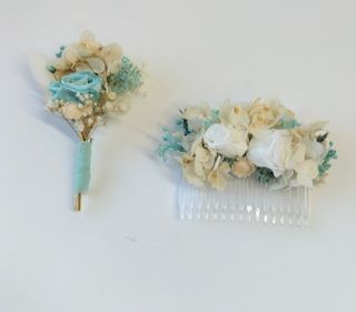 Tocado de flores preservadas