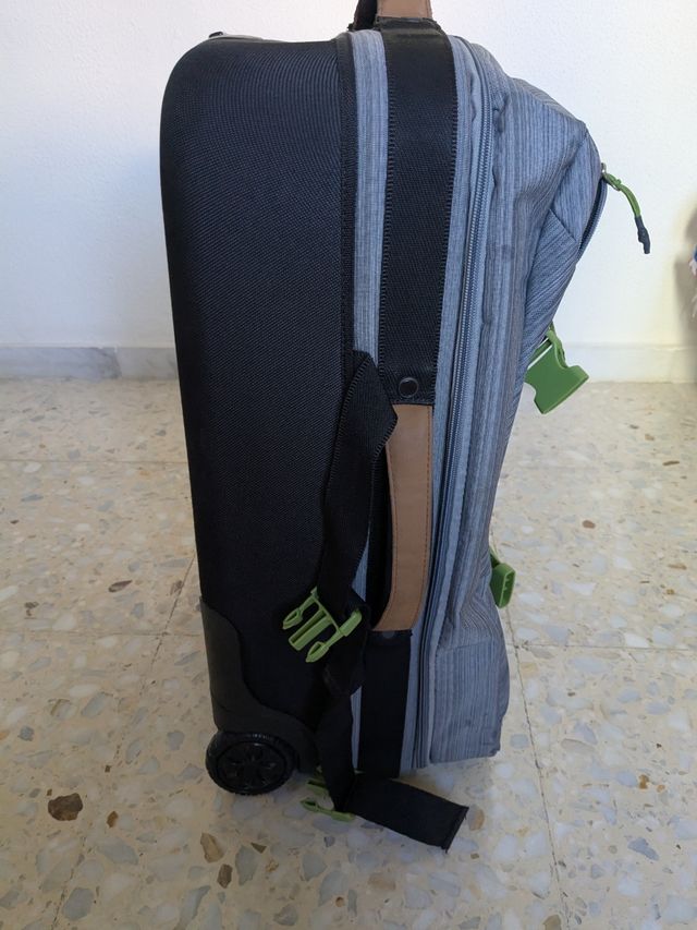 Maleta Coleman mediana ruedas