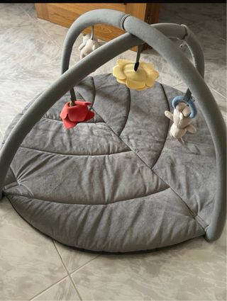 Mamta de juegos de bebe
