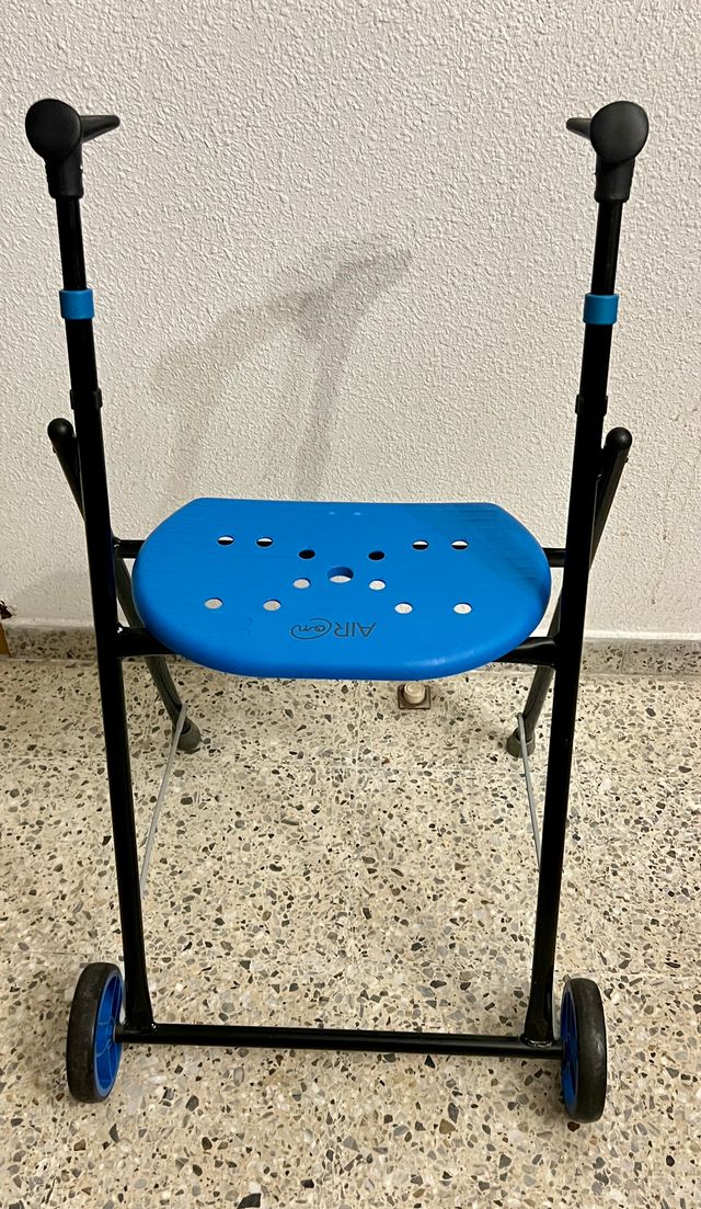 Caminador Plegable para Adulto