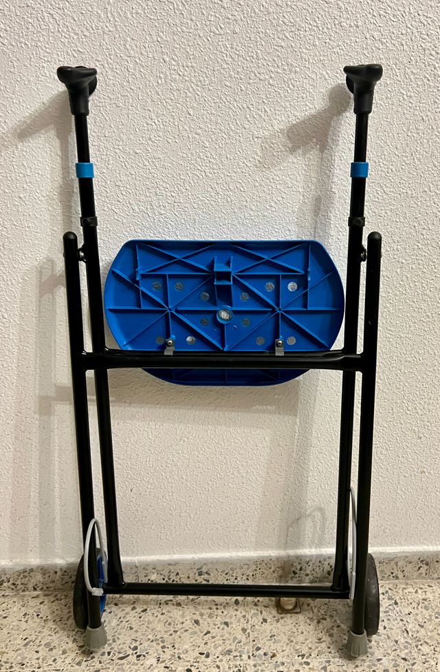 Caminador Plegable para Adulto