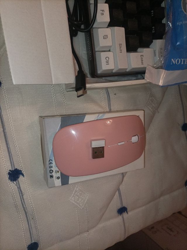 Teclado y ratón de ordenador