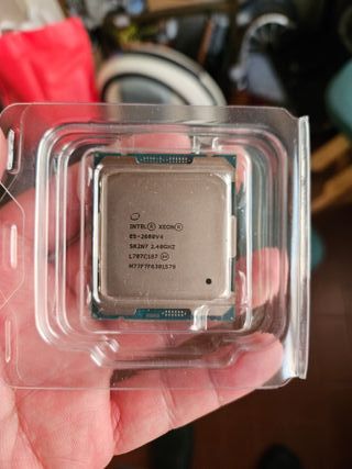 Intel Xeon E5 2680 v4 y E5 2640