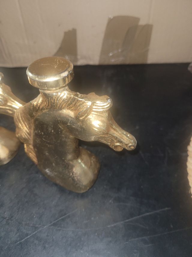 4 Caballos Metal Dorado Decoración