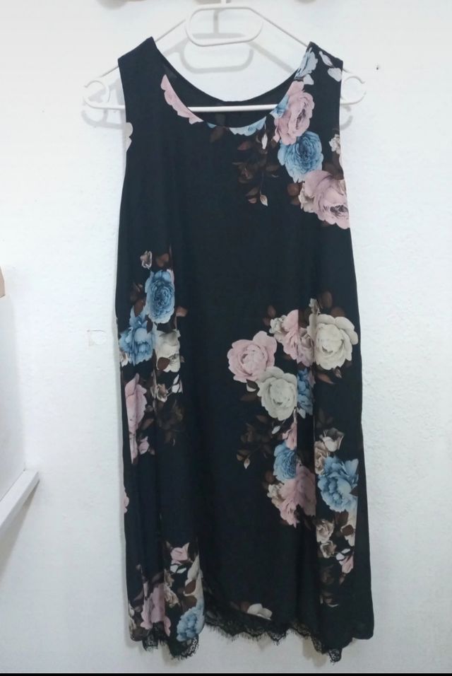 Vestito Nuna Lie con pizzo