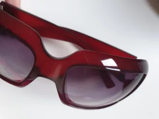 OFERTA Gafas de sol rojas Armanni