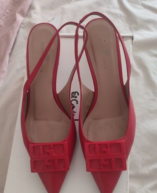 Zapatos Gloria Ortiz rojos