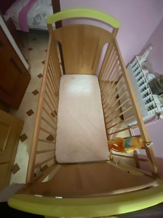 Cuna bebé madera - amarillo