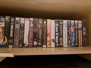 Lote de 250 Cintas VHS. 3€ unidad. Lote 10 mínimo.