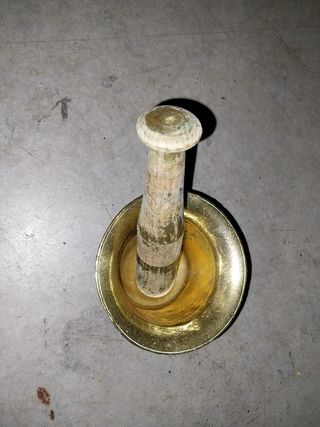 Se vende una  mortero o almirez en buen estado