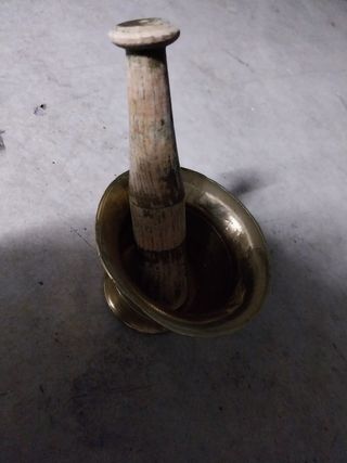 Se vende una  mortero o almirez en buen estado