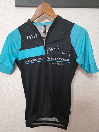 Abbigliamento ciclismo premium Gobik taglia S, M