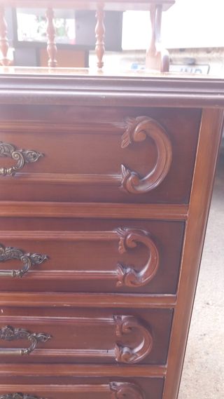 Escritorio con cajonera y mesilla