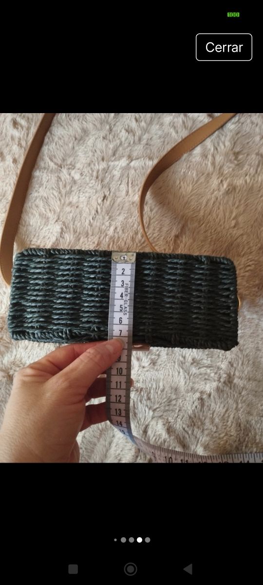 Bolso estilo cofre de mimbre