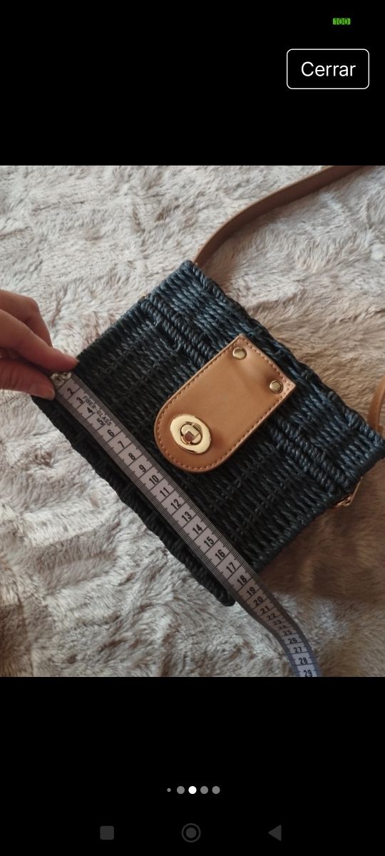 Bolso estilo cofre de mimbre