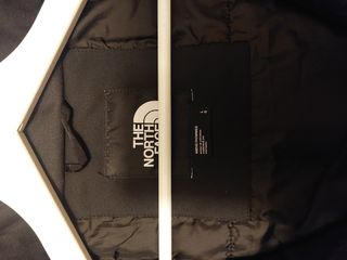 Abrigo North Face hombre.
Talla L 