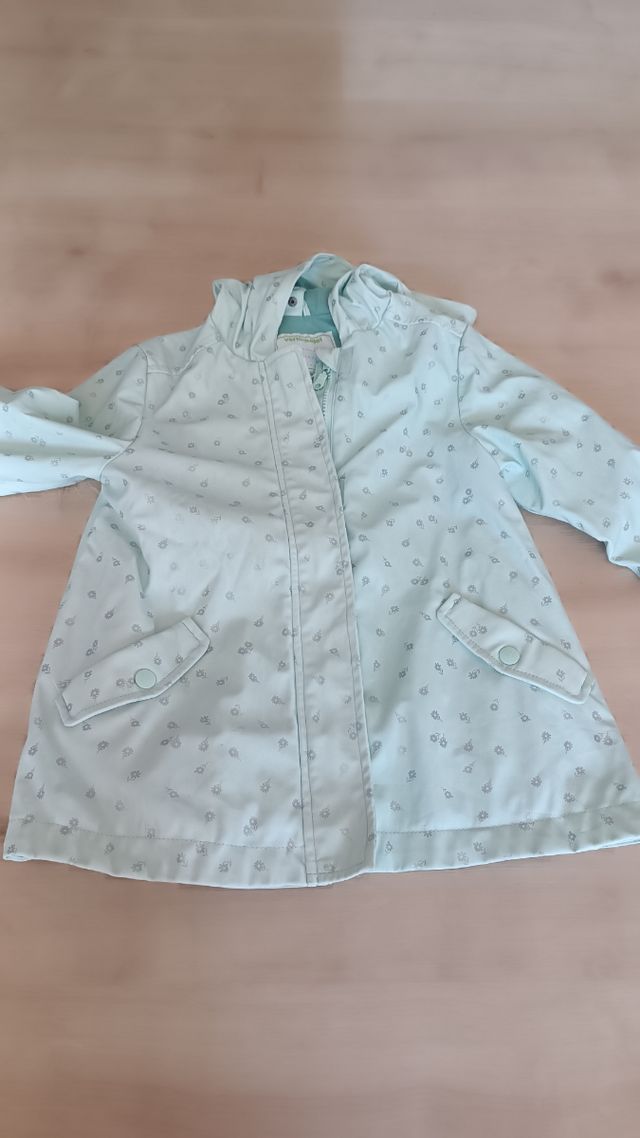 Chaleco y chubasquero impermeable 7 años niña