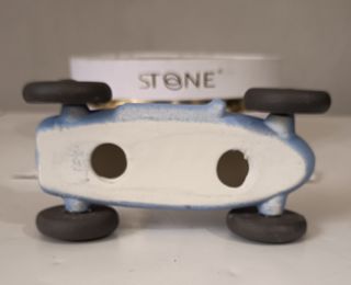Macchina in pietra "Stone Italia"da collezione 