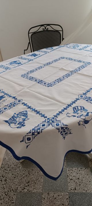 Tovaglia ricamo blu - Cotone e lino