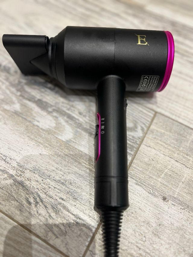 Secador Erth Beauty Pro - Pelo Negro/Rosa