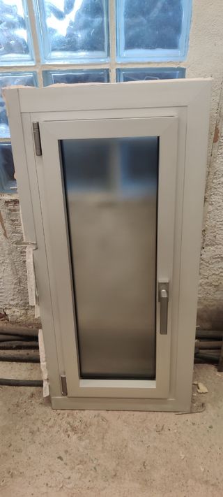 Ventana aluminio oscilobatiente K-Line