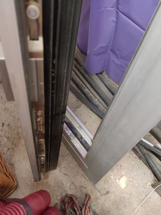 Ventana aluminio oscilobatiente K-Line