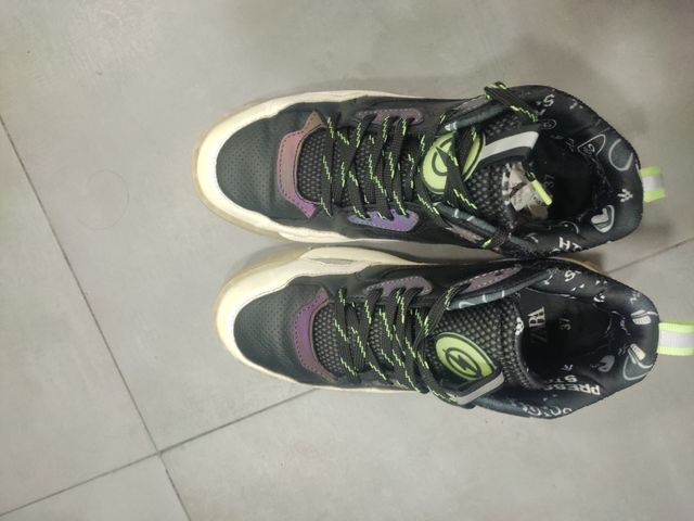 Botas deportivas niño talla 37