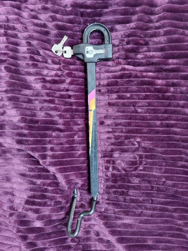 Candado antirrobo coche tipo Pitón