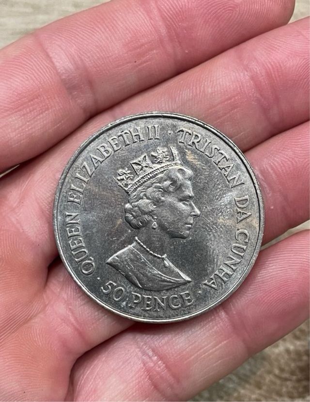 Moneda 50 peniques Tristán da Cunha 1987