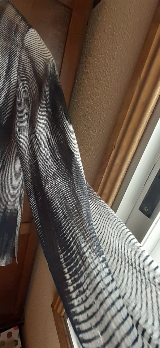 Camisa azul y blanca - semi transparente