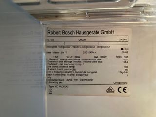 Cassetto congelatore americano a 2 porte BOSCH.